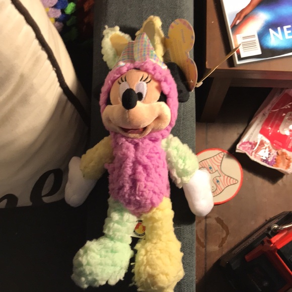 2010 Disney Parks Easter Minnie Mouse Plush - Picture 3 of 6